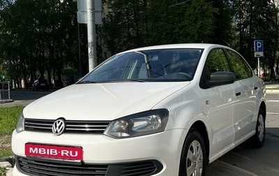 Volkswagen Polo VI (EU Market), 2013 год, 700 000 рублей, 1 фотография