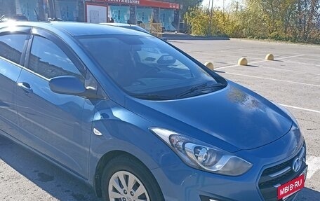 Hyundai i30 II рестайлинг, 2015 год, 1 030 000 рублей, 4 фотография