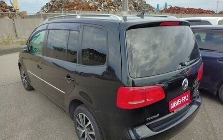 Volkswagen Touran III, 2014 год, 995 000 рублей, 17 фотография