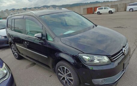 Volkswagen Touran III, 2014 год, 995 000 рублей, 35 фотография