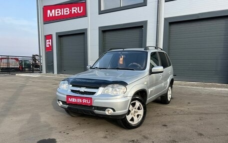 Chevrolet Niva I рестайлинг, 2012 год, 699 000 рублей, 1 фотография