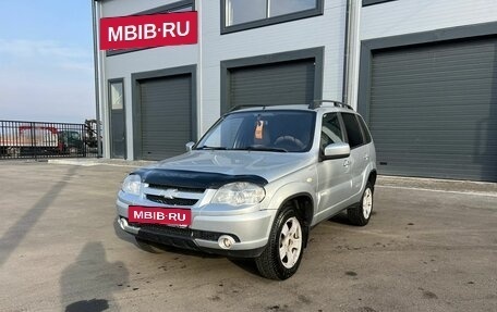 Chevrolet Niva I рестайлинг, 2012 год, 699 000 рублей, 2 фотография