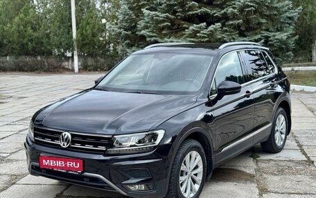 Volkswagen Tiguan II, 2017 год, 2 800 000 рублей, 1 фотография