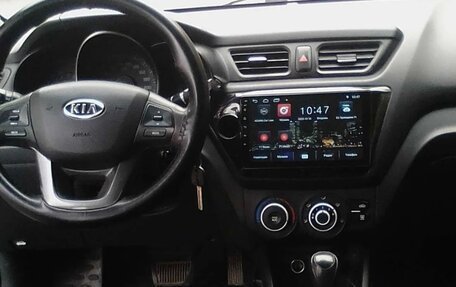 KIA Rio III рестайлинг, 2012 год, 899 000 рублей, 19 фотография