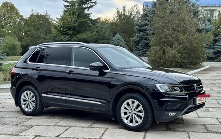 Volkswagen Tiguan II, 2017 год, 2 800 000 рублей, 6 фотография