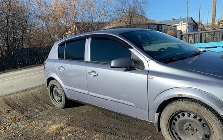 Opel Astra H, 2005 год, 330 000 рублей, 2 фотография