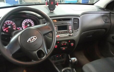 KIA Rio II, 2011 год, 690 000 рублей, 5 фотография