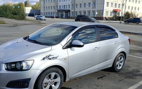 Chevrolet Aveo III, 2012 год, 670 000 рублей, 2 фотография