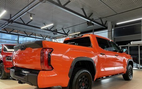 Toyota Tundra, 2022 год, 13 000 000 рублей, 4 фотография