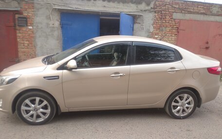 KIA Rio III рестайлинг, 2012 год, 1 300 000 рублей, 2 фотография