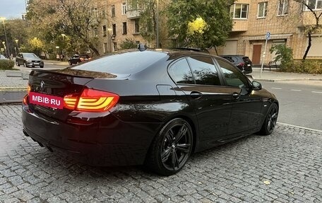 BMW 5 серия, 2010 год, 2 300 000 рублей, 3 фотография