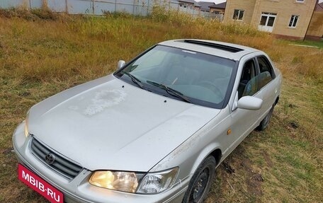 Toyota Camry, 1999 год, 245 000 рублей, 4 фотография