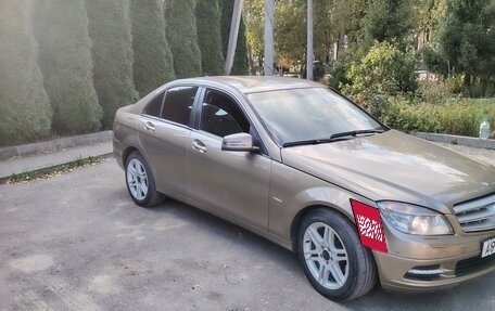 Mercedes-Benz C-Класс, 2010 год, 850 000 рублей, 13 фотография