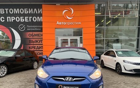 Hyundai Solaris II рестайлинг, 2012 год, 880 000 рублей, 2 фотография