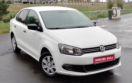 Volkswagen Polo VI (EU Market), 2014 год, 850 000 рублей, 1 фотография