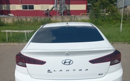 Hyundai Elantra VI рестайлинг, 2020 год, 1 850 000 рублей, 6 фотография