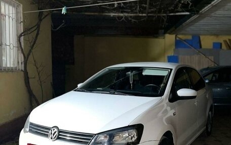 Volkswagen Polo VI (EU Market), 2012 год, 730 000 рублей, 2 фотография