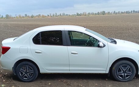 Renault Logan II, 2016 год, 650 000 рублей, 4 фотография