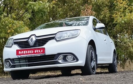 Renault Logan II, 2016 год, 650 000 рублей, 2 фотография