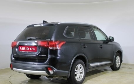 Mitsubishi Outlander III рестайлинг 3, 2018 год, 2 150 000 рублей, 5 фотография