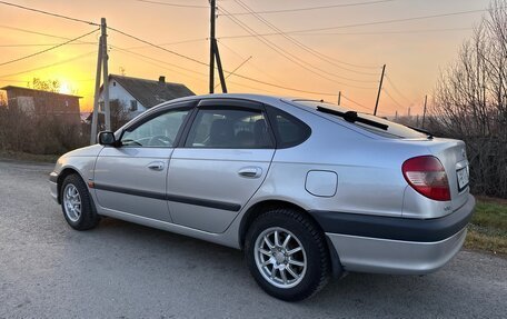 Toyota Avensis III рестайлинг, 2001 год, 580 000 рублей, 10 фотография