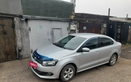 Volkswagen Polo VI (EU Market), 2011 год, 860 000 рублей, 1 фотография