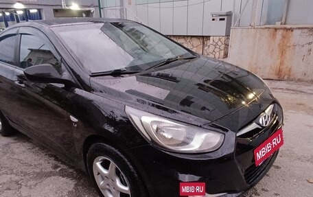 Hyundai Solaris II рестайлинг, 2012 год, 778 000 рублей, 3 фотография