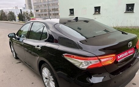 Toyota Camry, 2020 год, 3 480 000 рублей, 2 фотография