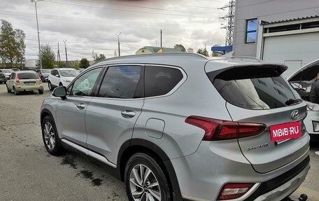 Hyundai Santa Fe IV, 2018 год, 2 990 000 рублей, 6 фотография