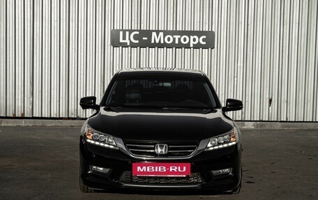 Honda Accord IX рестайлинг, 2013 год, 1 952 000 рублей, 2 фотография