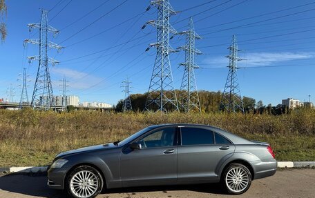 Mercedes-Benz S-Класс, 2010 год, 2 500 000 рублей, 5 фотография