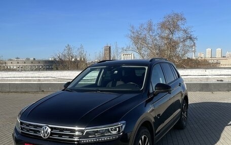 Volkswagen Tiguan II, 2020 год, 3 690 000 рублей, 1 фотография