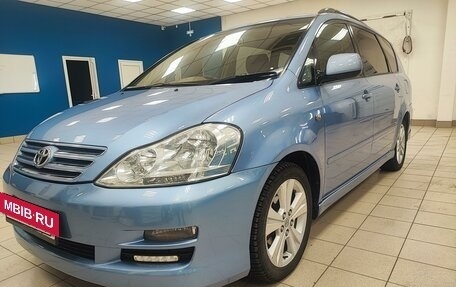 Toyota Ipsum II, 2004 год, 1 200 000 рублей, 11 фотография