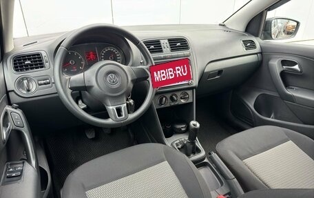 Volkswagen Polo VI (EU Market), 2012 год, 700 000 рублей, 11 фотография