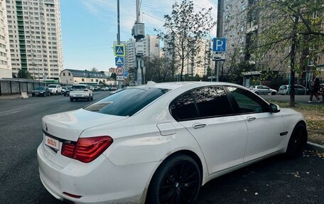 BMW 7 серия, 2011 год, 1 900 000 рублей, 5 фотография