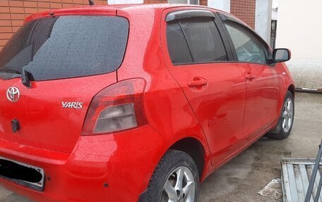 Toyota Yaris III рестайлинг, 2008 год, 650 000 рублей, 4 фотография