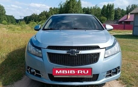 Chevrolet Cruze II, 2009 год, 715 000 рублей, 1 фотография