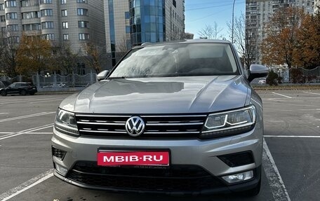 Volkswagen Tiguan II, 2017 год, 2 700 000 рублей, 1 фотография