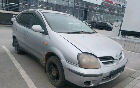 Nissan Tino, 2001 год, 299 000 рублей, 2 фотография