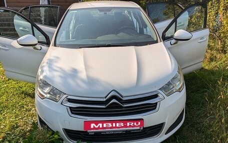 Citroen C4 II рестайлинг, 2015 год, 950 000 рублей, 4 фотография