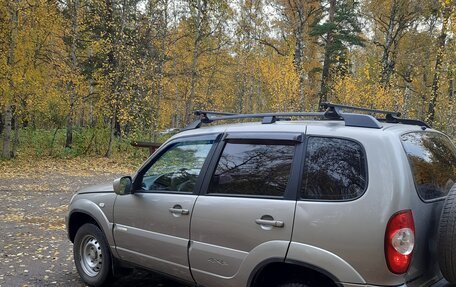 Chevrolet Niva I рестайлинг, 2011 год, 620 000 рублей, 7 фотография