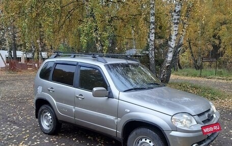 Chevrolet Niva I рестайлинг, 2011 год, 620 000 рублей, 4 фотография