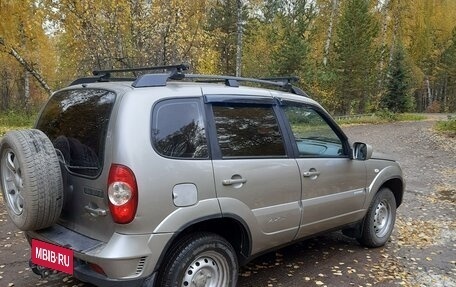 Chevrolet Niva I рестайлинг, 2011 год, 620 000 рублей, 5 фотография