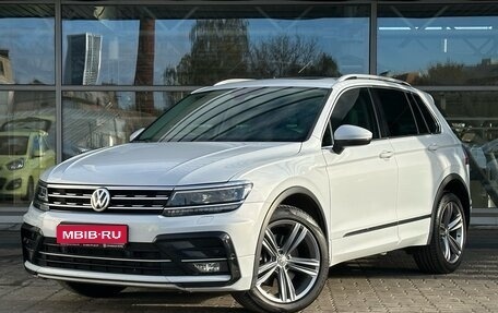 Volkswagen Tiguan II, 2019 год, 3 600 000 рублей, 1 фотография