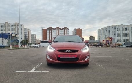 Hyundai Solaris II рестайлинг, 2013 год, 820 000 рублей, 4 фотография