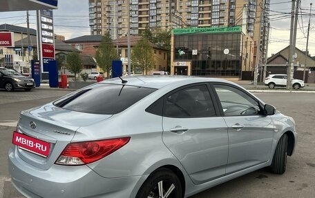 Hyundai Solaris II рестайлинг, 2012 год, 1 250 000 рублей, 3 фотография