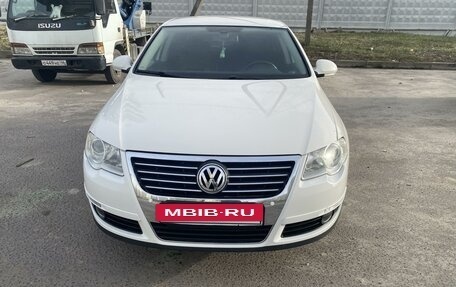 Volkswagen Passat B6, 2010 год, 950 000 рублей, 2 фотография