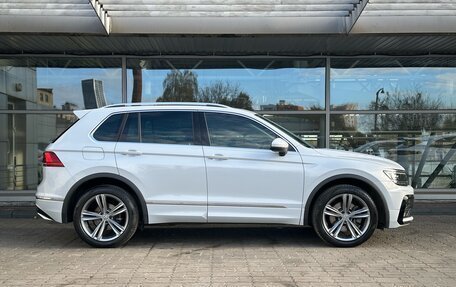 Volkswagen Tiguan II, 2019 год, 3 600 000 рублей, 6 фотография