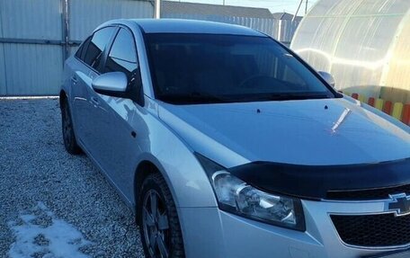 Chevrolet Cruze II, 2011 год, 800 000 рублей, 2 фотография