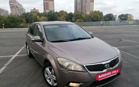 KIA cee'd I рестайлинг, 2011 год, 900 000 рублей, 4 фотография